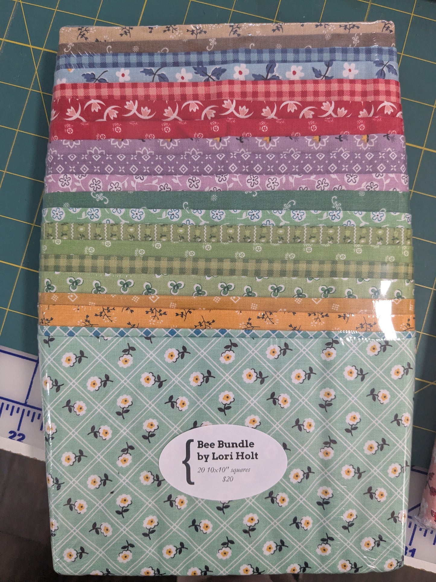 Bee Bundle by Lori Holt - 10" squares