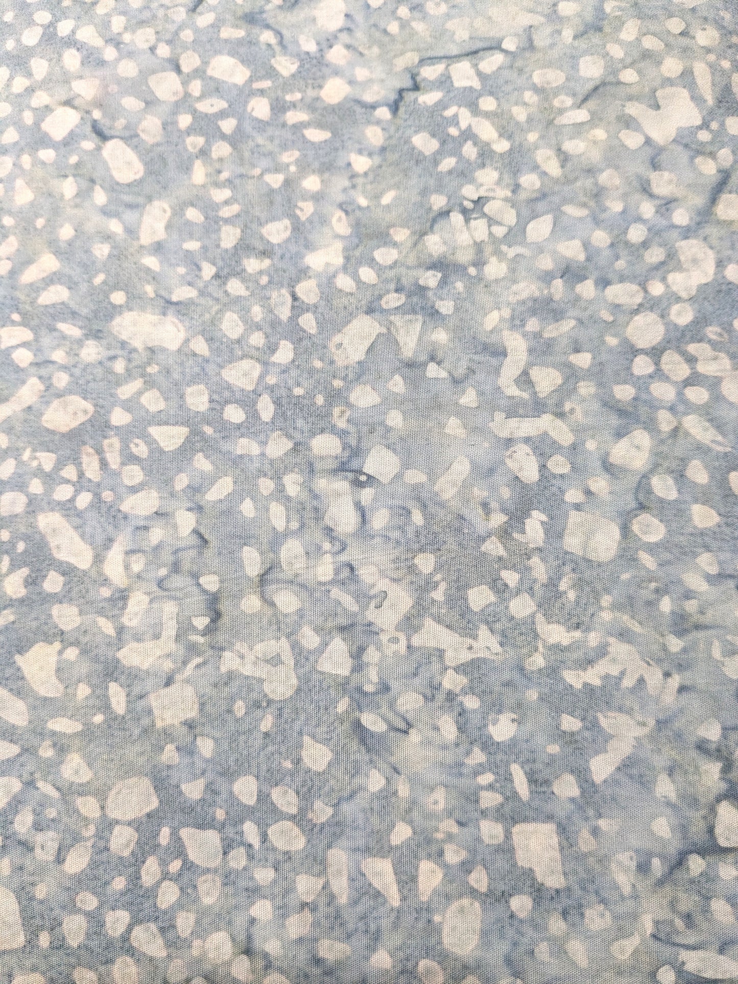 Expressions - Riley Blake - Batiks - Terrazzo Silver
