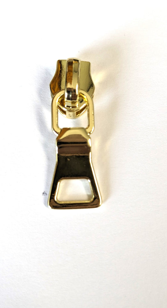 Sallie Tomato Zipper Pull - #5 - Gold with hole