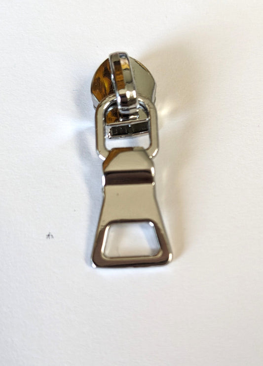 Sallie Tomato Zipper Pull - #5 - Nickel with hole